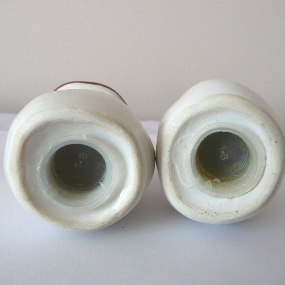 Vintage Mushroom Salt and Pepper Shakers Brown / White Retro - Picture 2 of 4